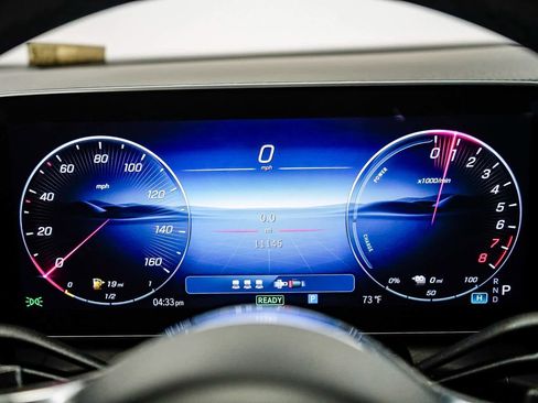 Certified 2025 Mercedes-Benz GLC 350e 4MATIC image 24