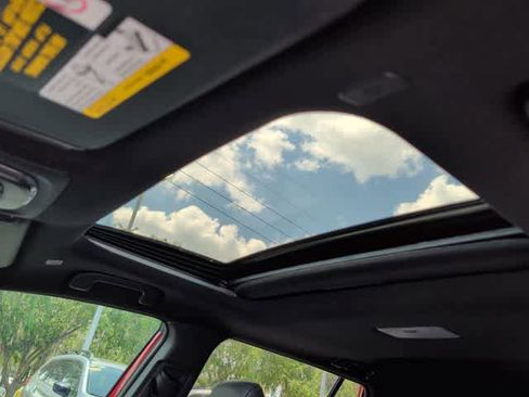 Used 2023 Toyota Corolla Cross XSE w/ Convenience Package AWD/4WD image 17