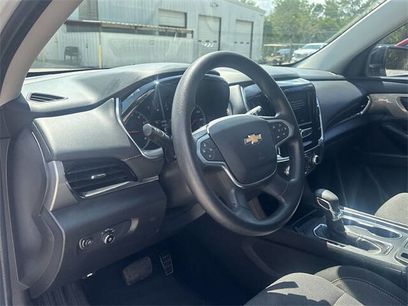 Used 2021 Chevrolet Traverse LS