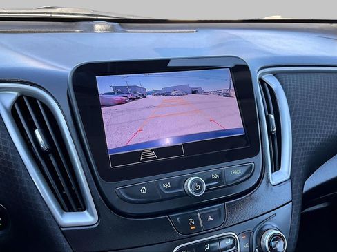 Used 2025 Chevrolet Malibu LT FWD image 26