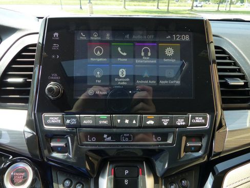 Used 2024 Honda Odyssey Elite image 32
