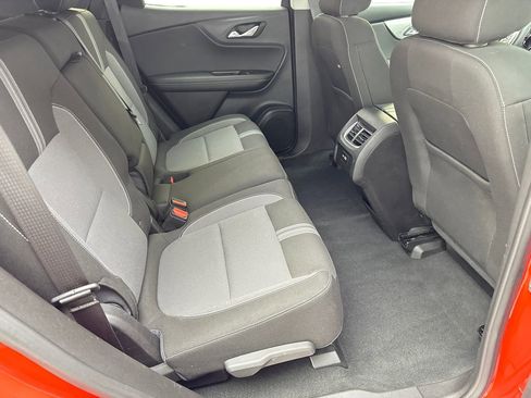 Used 2025 Chevrolet Blazer LT FWD image 38