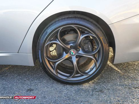 Used 2019 Alfa Romeo Giulia Ti Sport w/ Quick Order Package 22S Sport image 12