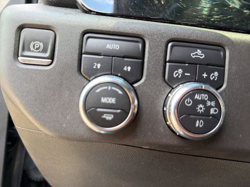Used 2023 GMC Sierra 1500 Elevation AWD/4WD image 22