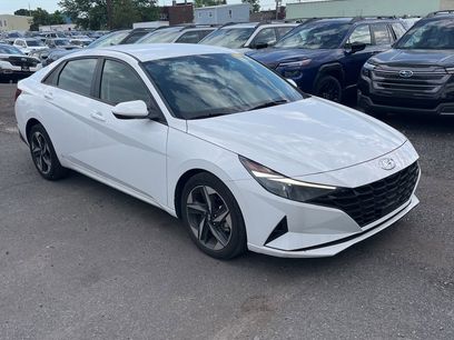 Used 2023 Hyundai Elantra SEL w/ Convenience Package