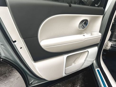 New 2026 Hyundai Ioniq 9 Calligraphy image 12