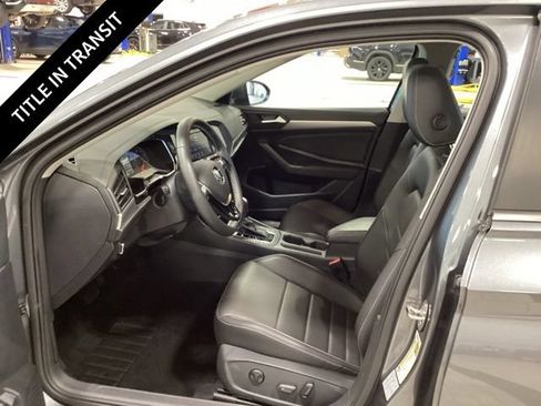 Used 2021 Volkswagen Jetta SE FWD image 10