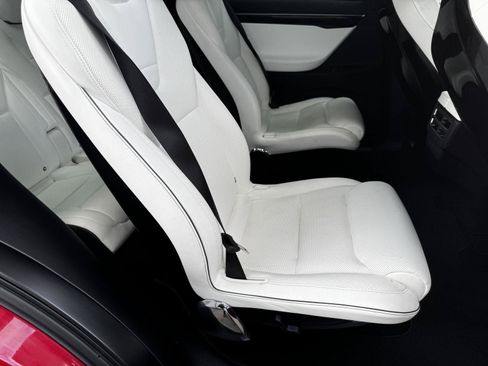 Used 2016 Tesla Model X 60D AWD/4WD image 18