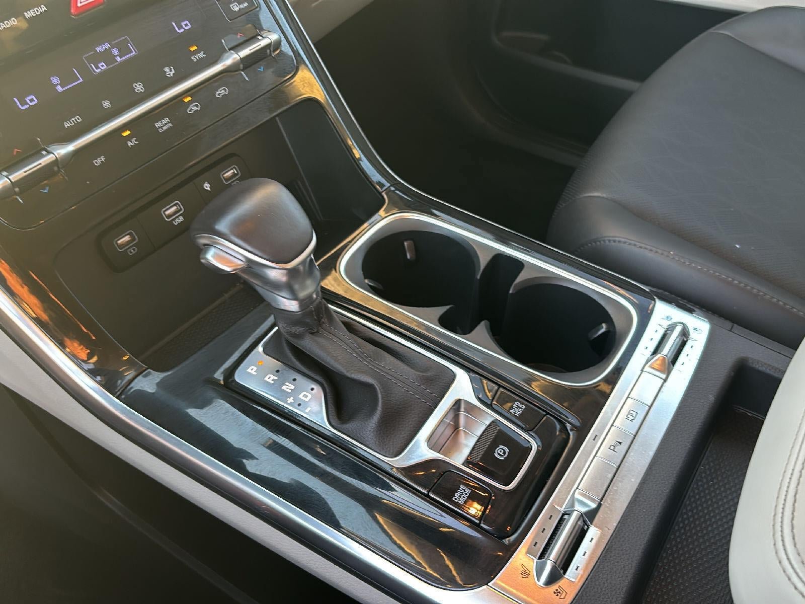 Used 2024 Kia Carnival SX FWD image 18