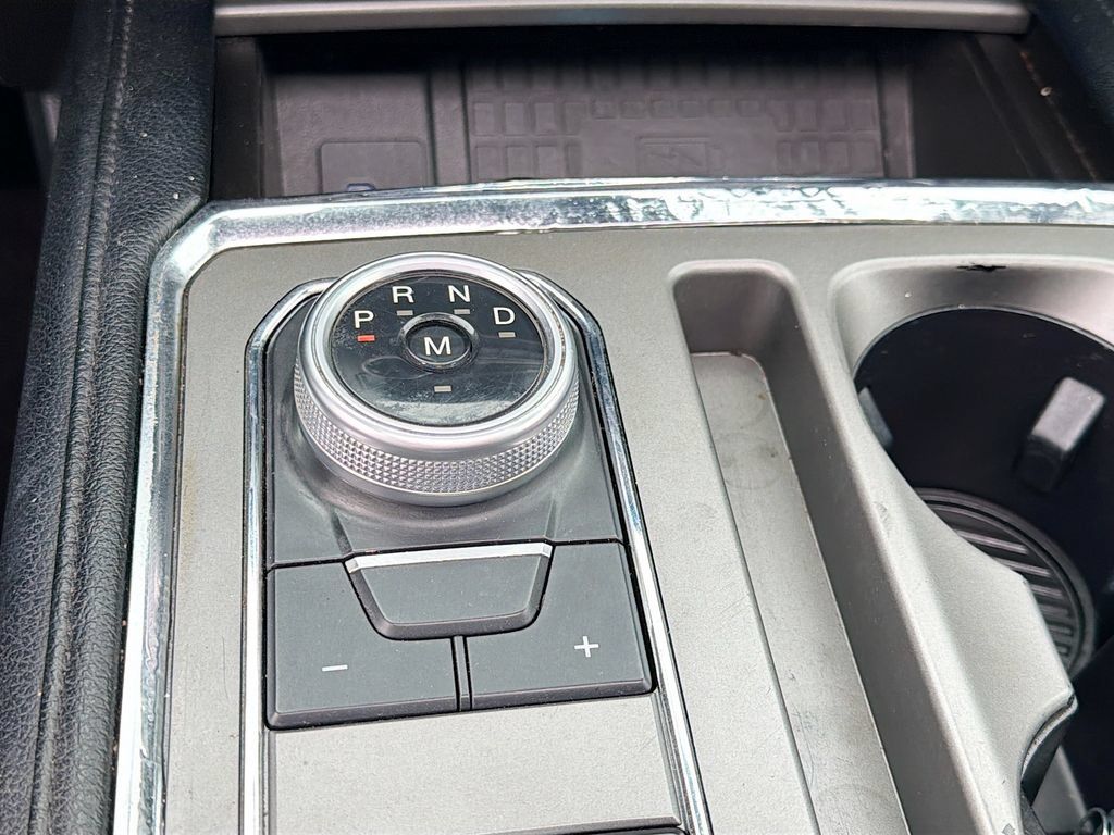 Used 2021 Ford Expedition Max XLT AWD/4WD image 17