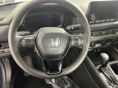 Used 2025 Honda Accord SE image 16