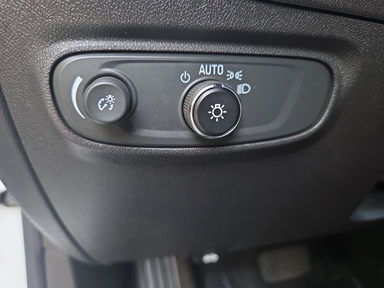 Used 2024 Chevrolet Equinox LT AWD/4WD image 23
