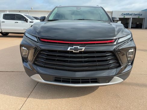 Used 2024 Chevrolet Blazer LT w/ Redline Edition AWD/4WD image 2