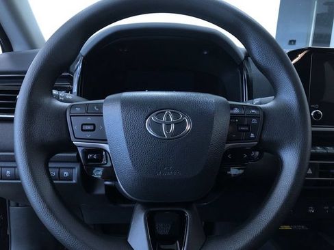 Used 2026 Toyota Camry LE FWD image 25