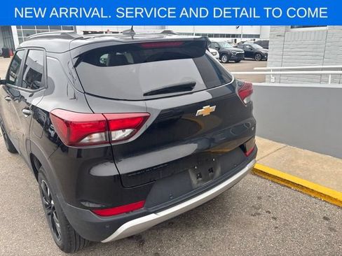 Certified 2022 Chevrolet TrailBlazer LT w/ Convenience Package FWD image 7