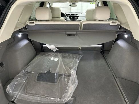Used 2021 Cadillac XT5 Premium Luxury image 17