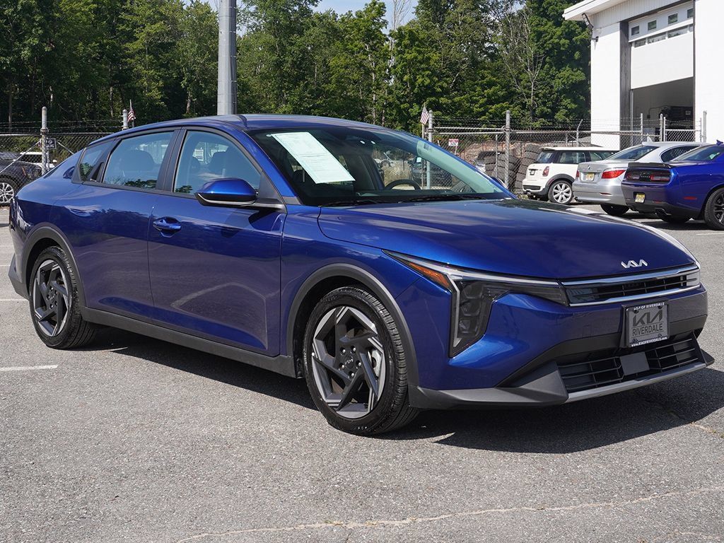 Certified 2025 Kia K4 EX FWD image 48