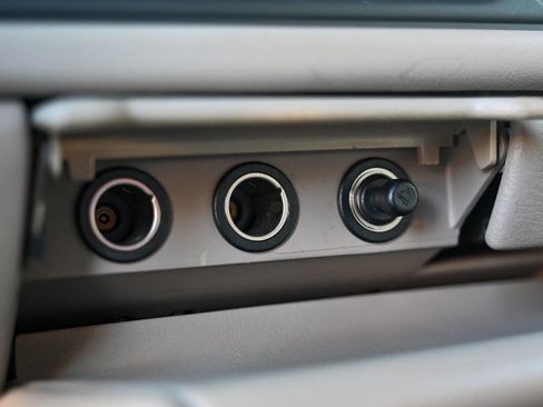 Used 2001 Chevrolet Silverado 3500 LT image 92