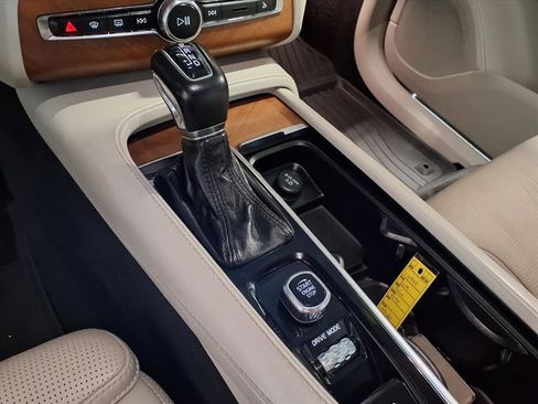 Used 2019 Volvo XC90 T6 Inscription w/ Advanced Package image 27