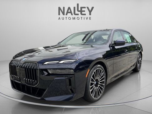 Used 2025 BMW 740i w/ Premium Package image 1