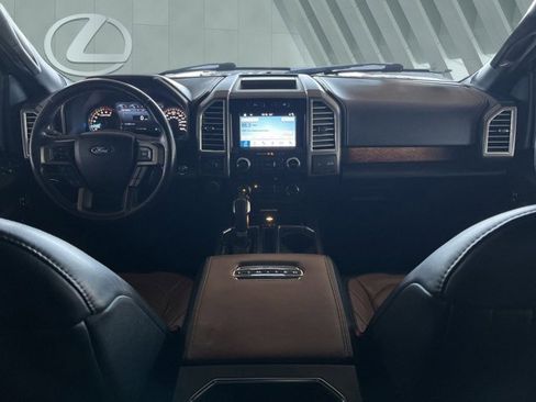 Used 2016 Ford F150 Limited w/ Trailer Tow Package image 13