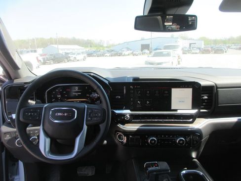 New 2026 GMC Sierra 1500 SLT w/ SLT Premium Plus Package AWD/4WD image 18
