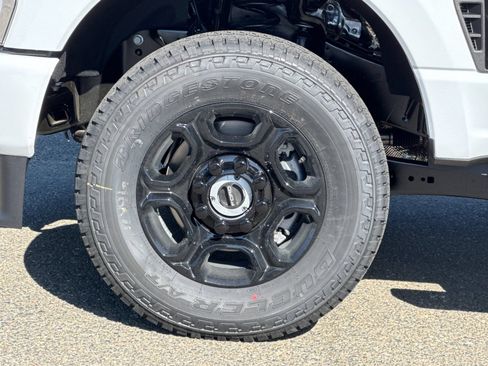New 2026 Ford F250 XL w/ STX Appearance Package AWD/4WD image 27