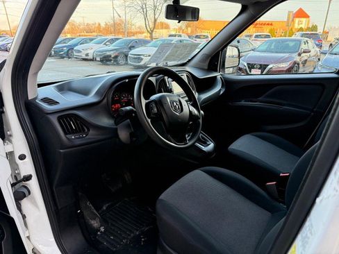 Used 2021 RAM ProMaster City Tradesman w/ Window Group 09 image 10