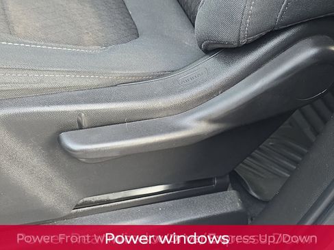 Used 2020 Chevrolet Silverado 1500 LT image 19