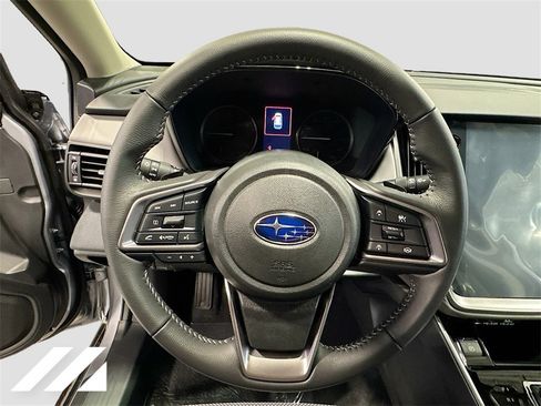 Used 2025 Subaru Outback Premium image 11