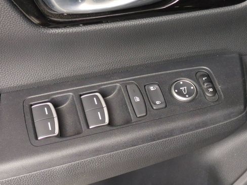 Used 2025 Honda CR-V Sport Touring image 11