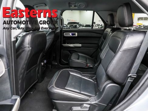Used 2023 Ford Explorer Limited w/ Equipment Group 301A image 22