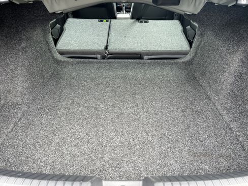 Used 2025 Volkswagen Jetta SE image 18