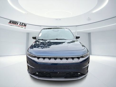 New 2025 Jeep Wagoneer S Limited image 8