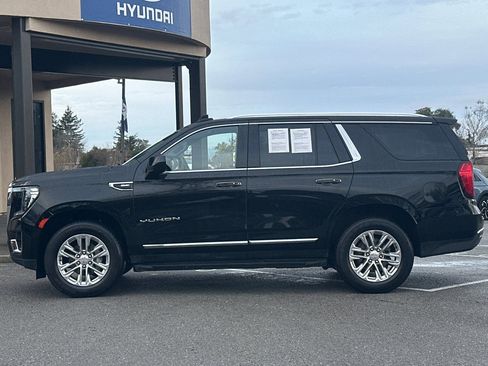 Used 2023 GMC Yukon SLT image 7