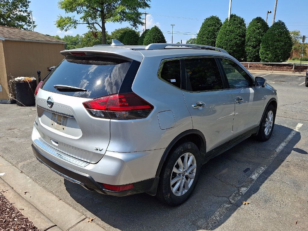 Used 2018 Nissan Rogue SV w/ Premium Package FWD image 7