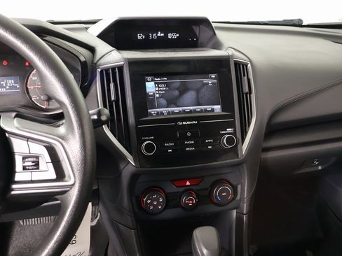 Used 2018 Subaru Impreza 2.0i image 5