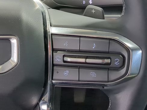 Used 2025 GMC Terrain Elevation FWD image 29