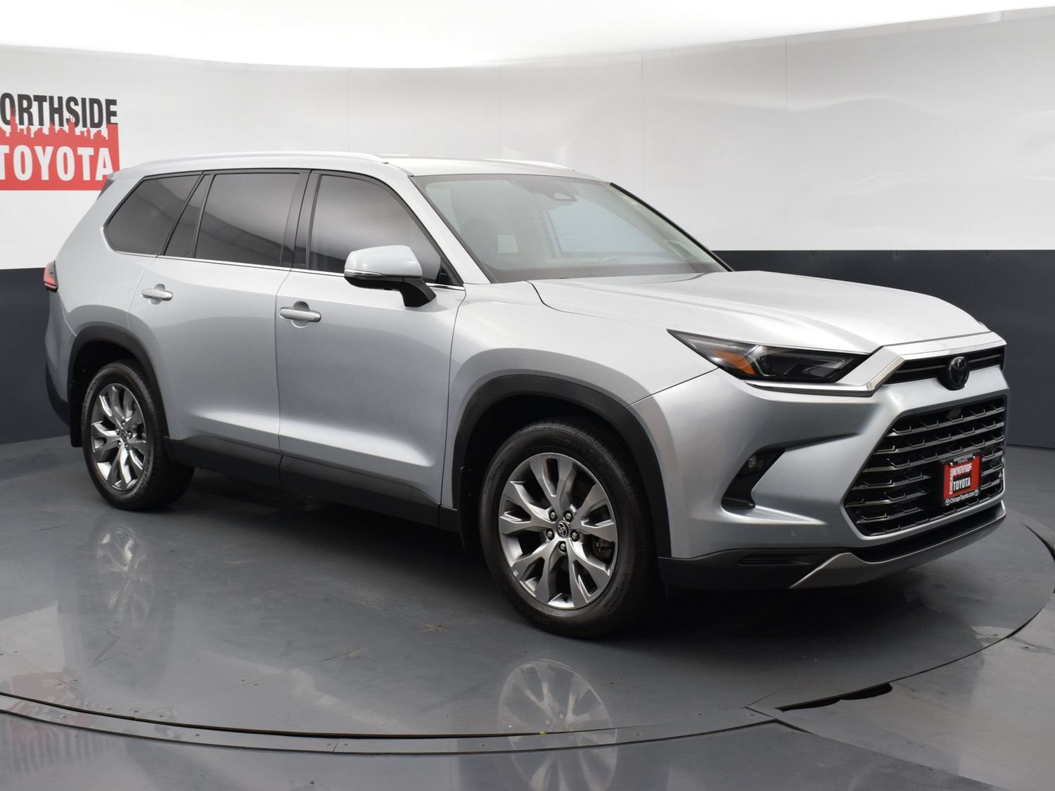 Used 2024 Toyota Grand Highlander AWD image 6