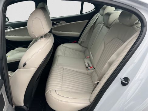 Used 2023 Genesis G70 2.0T w/ Sport Prestige Package AWD/4WD image 11