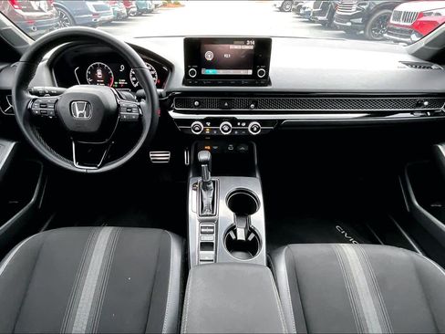 Used 2022 Honda Civic Sport image 15