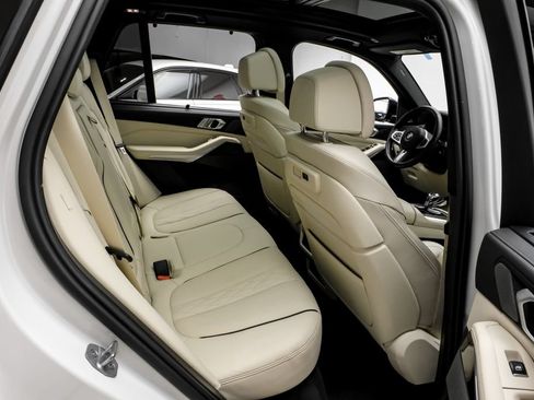 Used 2023 BMW X5 M50i w/ Executive Package AWD/4WD image 34