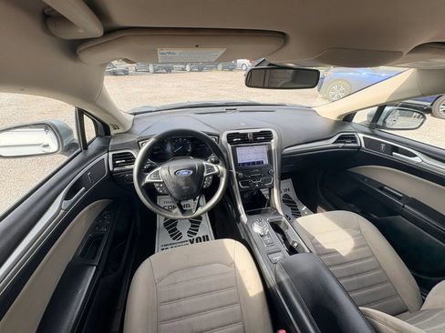 Used 2020 Ford Fusion S FWD image 12