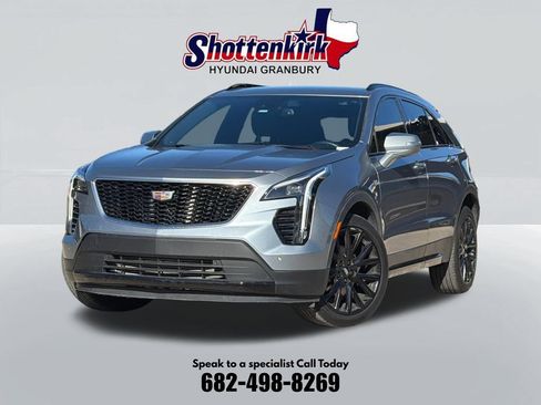 Used 2023 Cadillac XT4 Sport FWD image 1