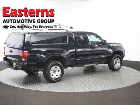 Used 2023 Toyota Tacoma SR AWD/4WD image 40