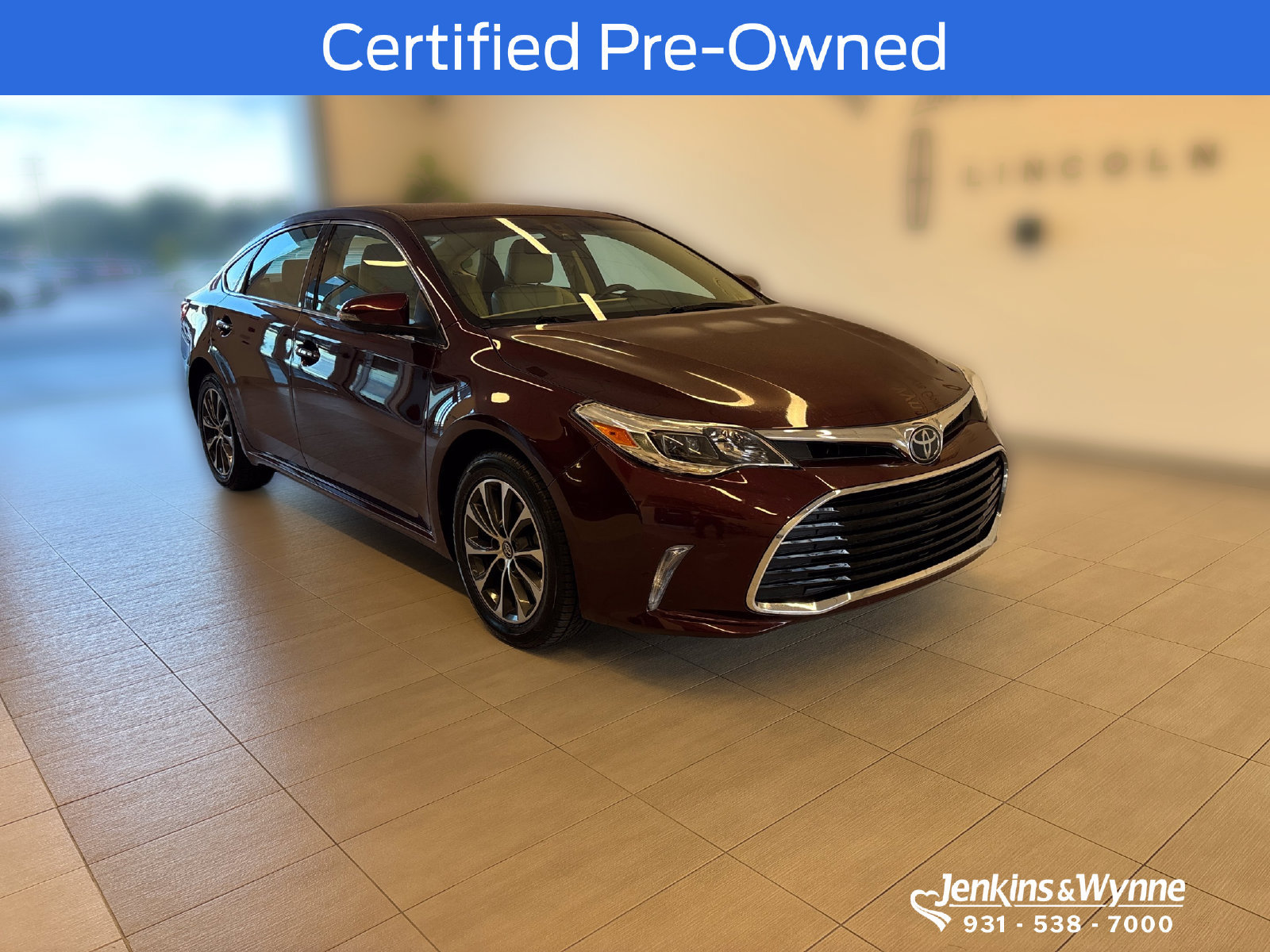 Used 2018 Toyota Avalon XLE w/ All Weather Liner Package FWD image 1