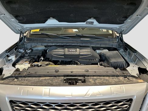 Used 2019 Nissan Titan PRO-4X AWD/4WD image 29