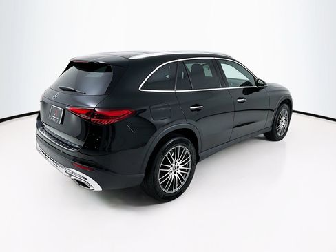 Used 2026 Mercedes-Benz GLC 300 image 8