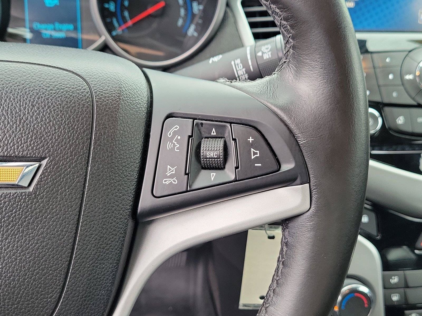 Used 2014 Chevrolet Cruze LT FWD image 22