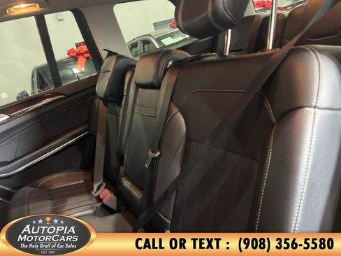 Used 2014 Mercedes-Benz GL 450 4MATIC image 16